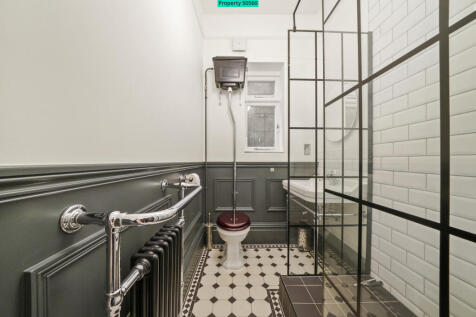 NEWLY FITTED PERIOD BATHROOM