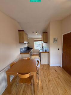 Kitchen/ Livingroom