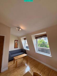 Kitchen/ Livingroom
