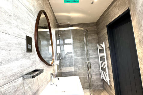 First Floor Bathroom