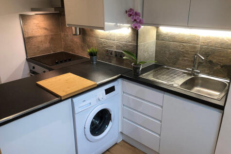 Kitchen - washing machine