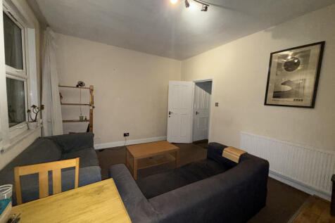 Living Room/ Kitchen