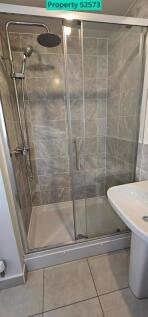 ENSUITE SHOWER