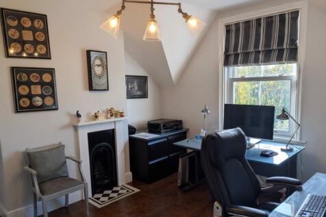 2nd Floor Office / Bedroom