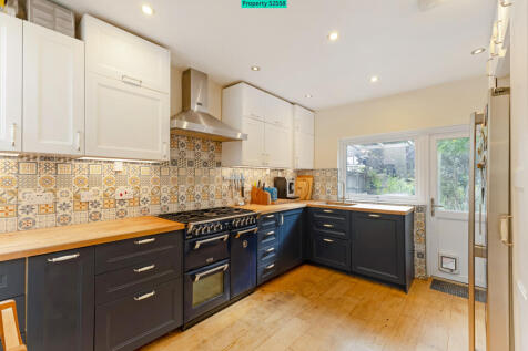 Shaker Style Kitchen