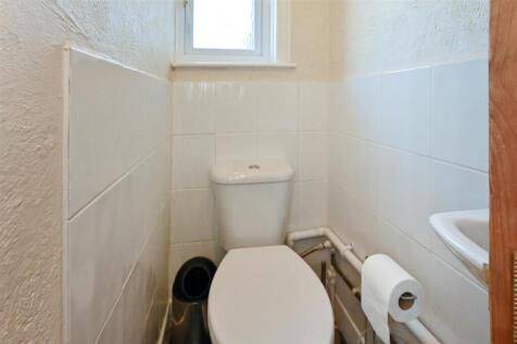 Cloakroom 2.jpg
