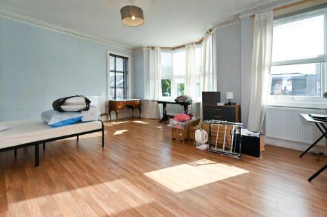 Main Bedroom.jpg