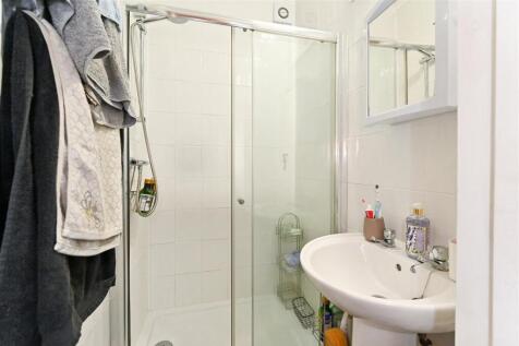 Shower 2.jpg