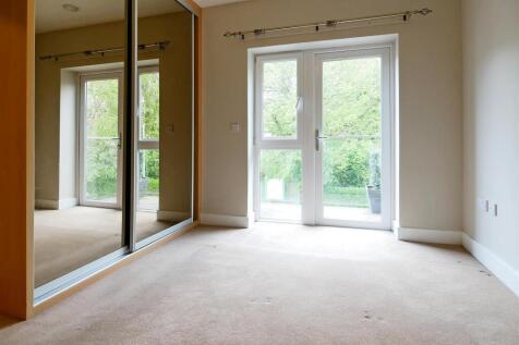 Bedroom 1.jpg