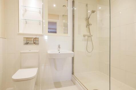 Shower Room.jpg