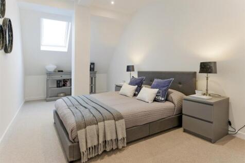 Bedroom 2.jpg