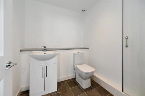 Shower Room.jpg