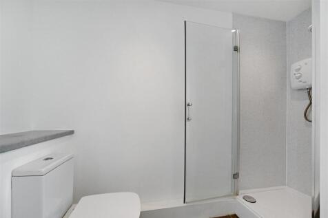 Shower Room.jpg
