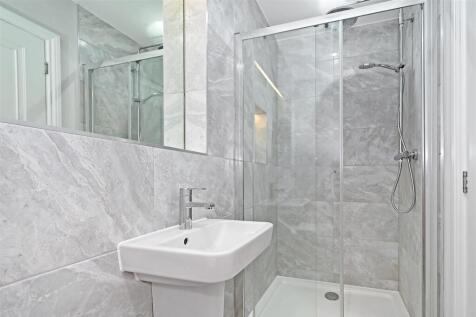 Bedroom 2 En Suite