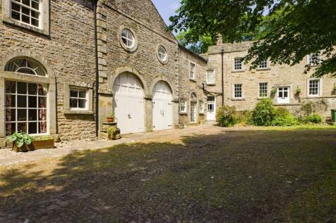 Shared Courtyard