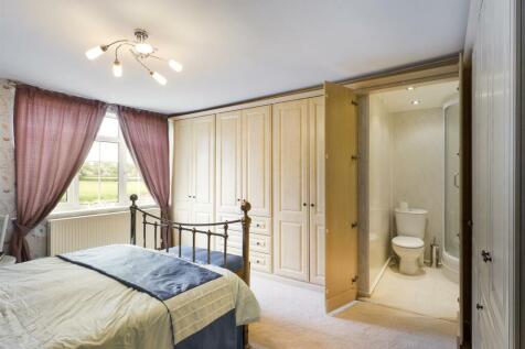 Bedroom One.jpg