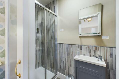 Guest En-Suite Three
