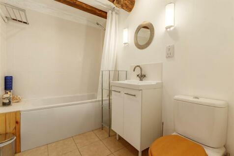 Barn Bathroom