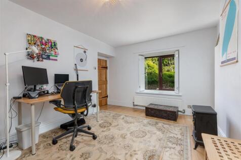 Dining/Office