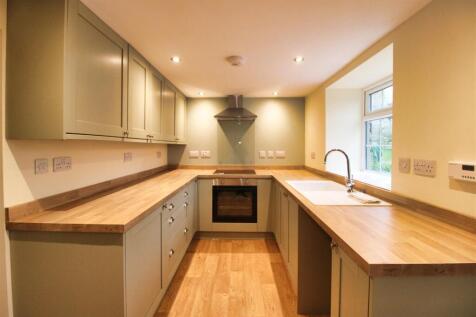 Kitchen (1).jpg