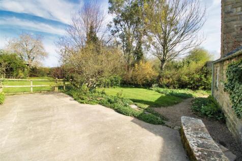 Parking and Garden.jpg