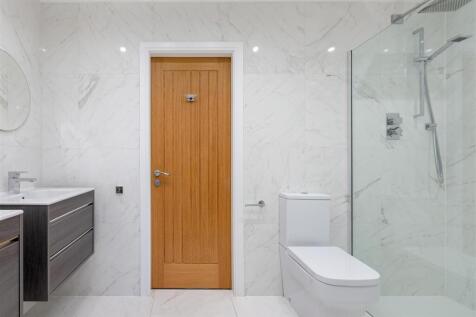 Jack and Jill En Suite