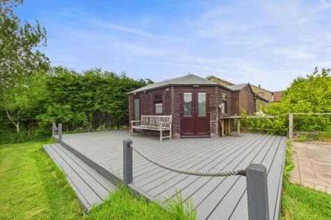 Decking and Timber Summerhouse