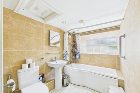 Ground Floor Bathroom