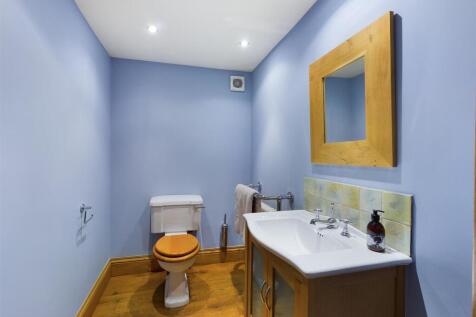 Ground Floor WC