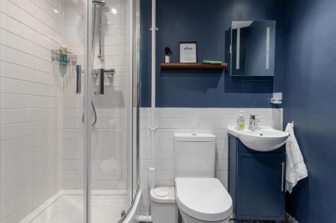 Bedroom Two En Suite