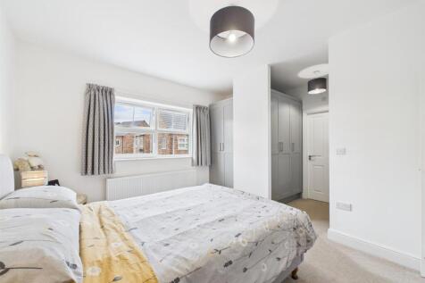 Bedroom Front