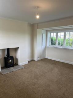 Living Room (1).jpeg