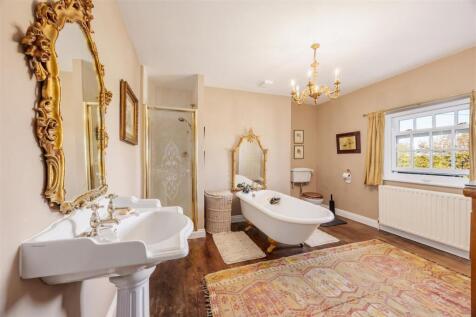 Watson Field Farm Bathroom