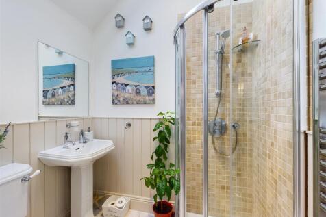 En-suite Bedroom Three