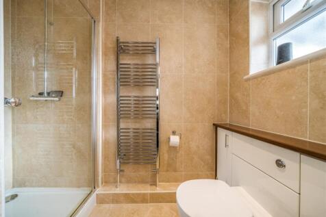 En Suite Shower
