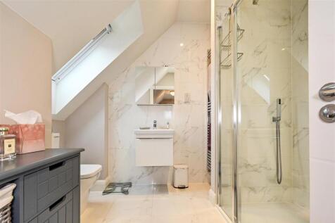 En Suite Shower Room