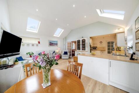 Kitchen/Family Room