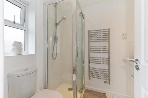 En Suite Shower Room
