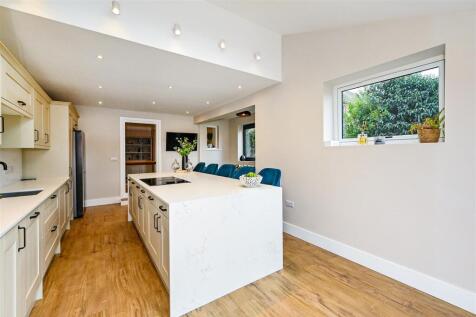 Kitchen/Breakfast/Family Room