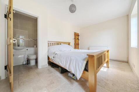 Downstairs Bedroom 2