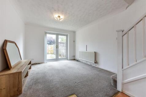 Sitting/Dining Area