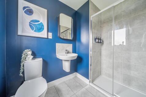 En Suite Shower Room