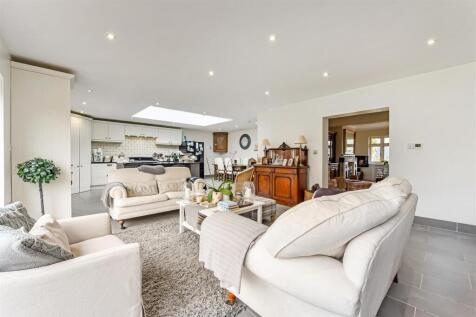 Kitchen/Diner/Family Room