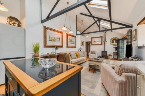 Sitting/Diner/Family Room