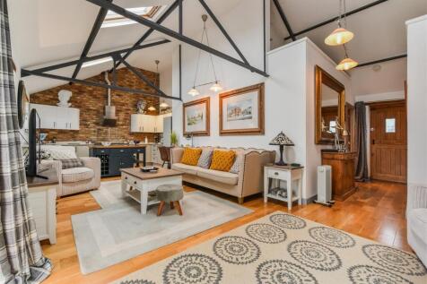 Sitting/Diner/Family Room