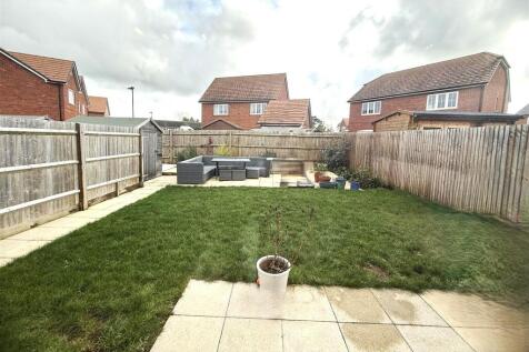 Roemead Drive - Garden.jpg