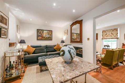 Dining Room/Snug