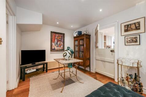 Dining Room/Snug