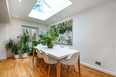 Breakfast Room
