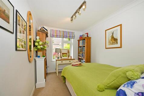 Ground Floor Bedroom (2)